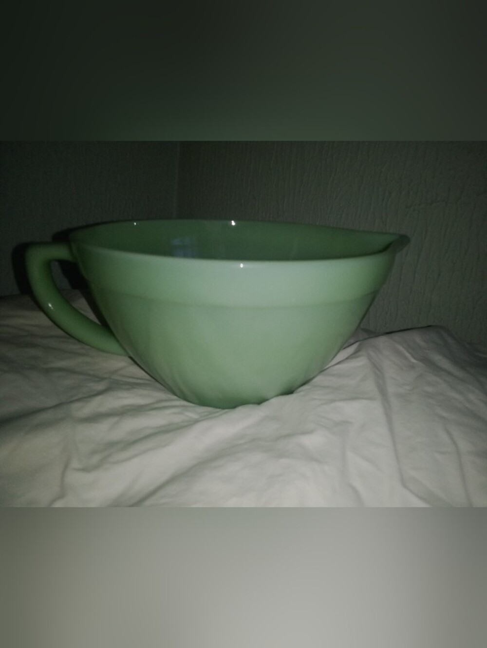 Vintage Fire King Jadeite Glass Batter Bowl Pitcher 7 1/2" Diameter 4" Tall